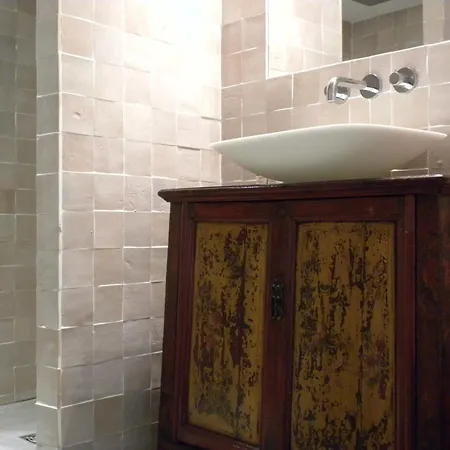 La Terrasse Du Marche Aux Fleurs